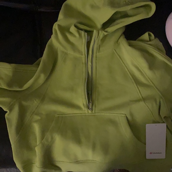 Brand new scuba lululemon wasabi. - Picture 2 of 5